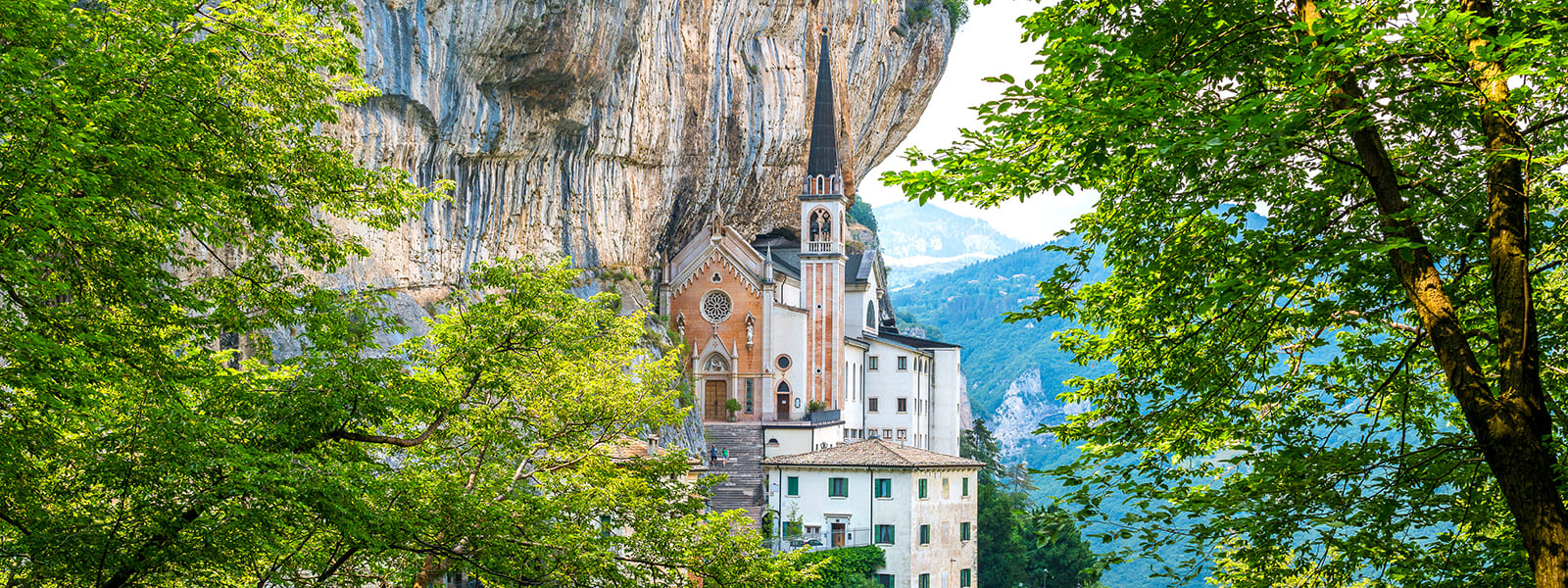 Santuario Madonna della Corona